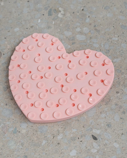 dexypaws® “Hide + Seek” Blush Pink Heart Enrichment Snuffle Mat