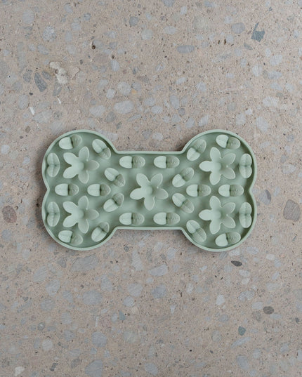 dexypaws® “Hide + Seek” Sage Green Dog Bone Enrichment Snuffle Mat