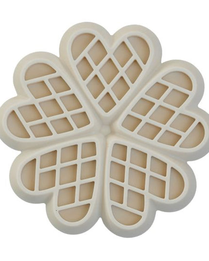 dexypaws® “Hide + Seek” Hearts Buttercream