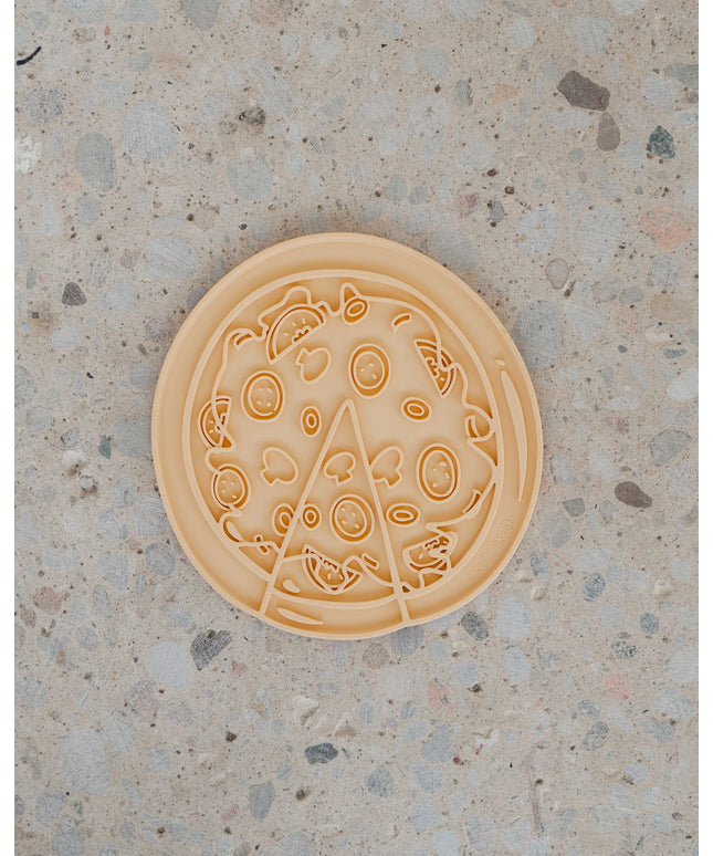 dexypaws® PUP-peroni Pizza Enrichment Lick Mat