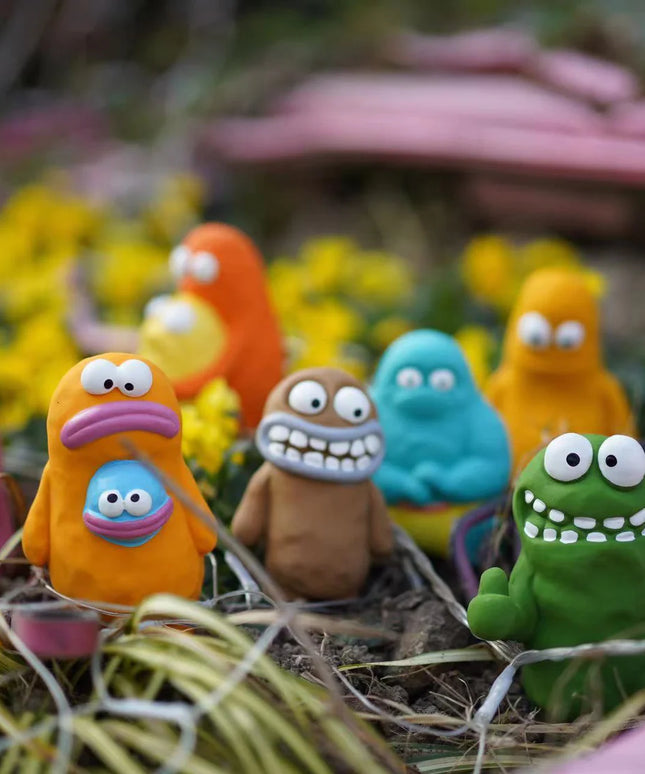 Q-monster Alien Family Series Latex Dog Toy