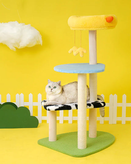 ZeZe Farm Cat Tree
