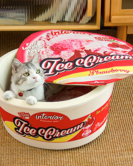 Kashima Strawberry Ice Cream Shaped Pet Bed